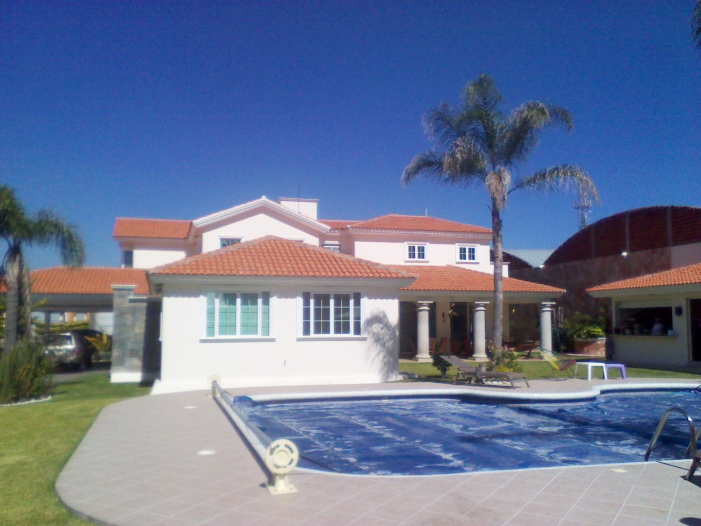 CASA F8 SG Huerta Arquitecto Cancun Piscinas de estilo clásico Azulejos