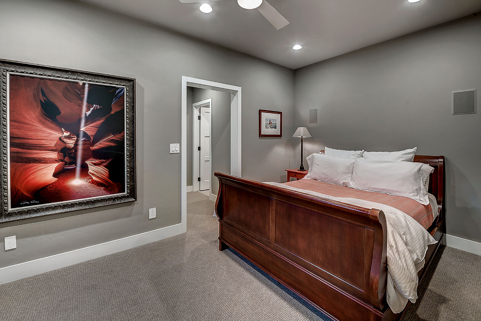 Award Winning Winslow Project, Futurian Systems Futurian Systems Classic style bedroom