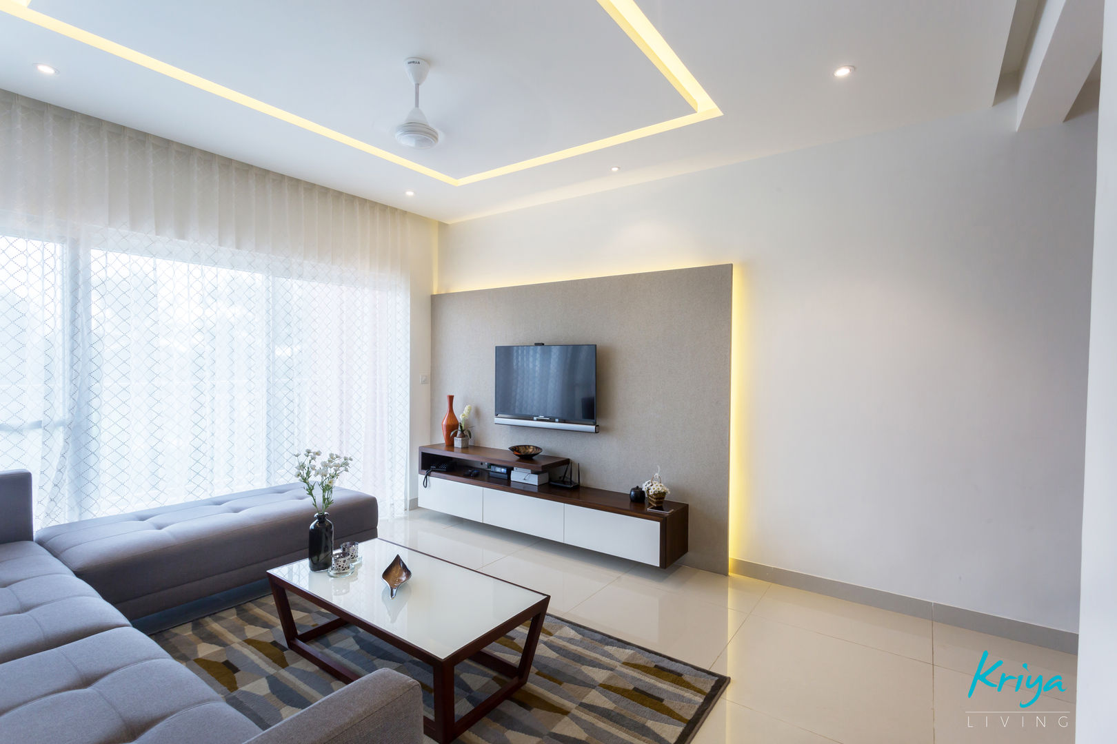 3 BHK apartment - RMZ Galleria, Bengaluru, KRIYA LIVING KRIYA LIVING Modern living room