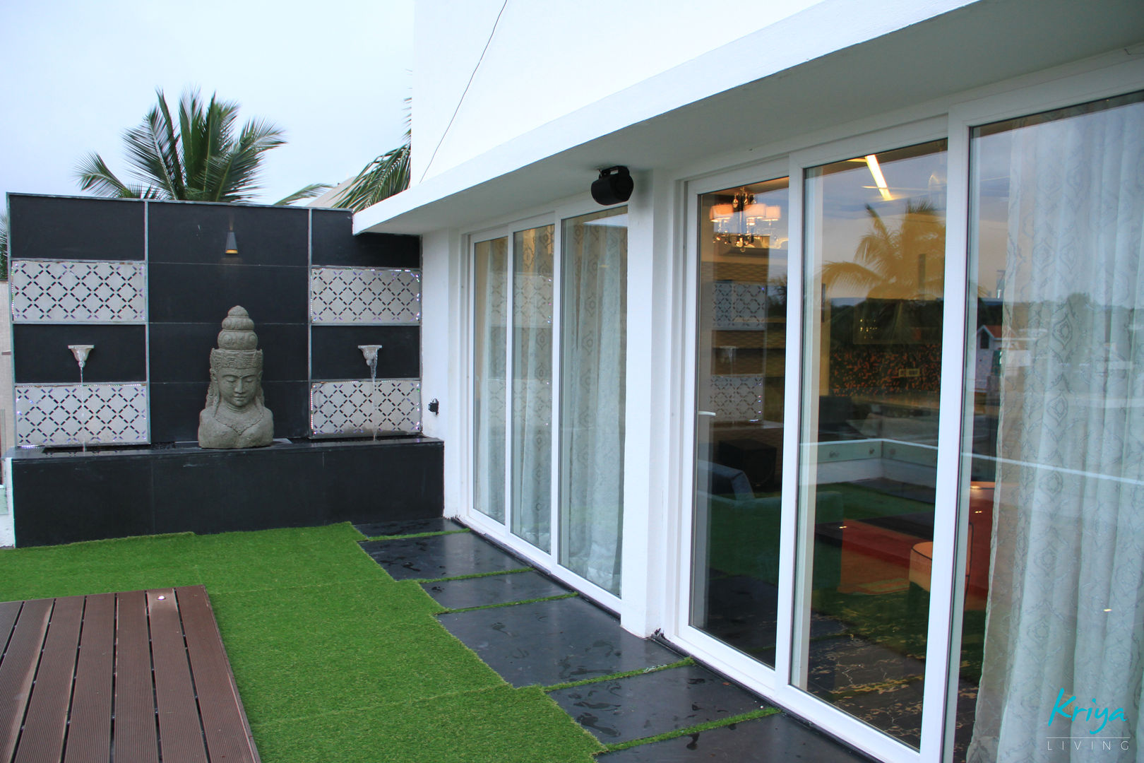 homify Modern Balkon, Veranda & Teras