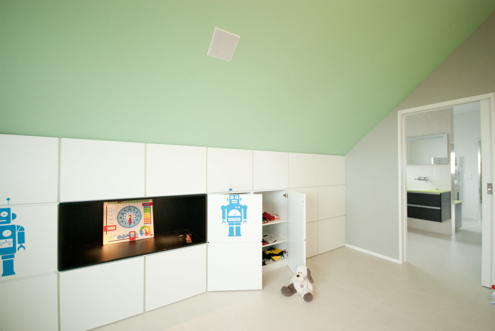 efh haggenweg | oberuzwil, einfall7 GmbH einfall7 GmbH Nursery/kid’s room Wood Wood effect