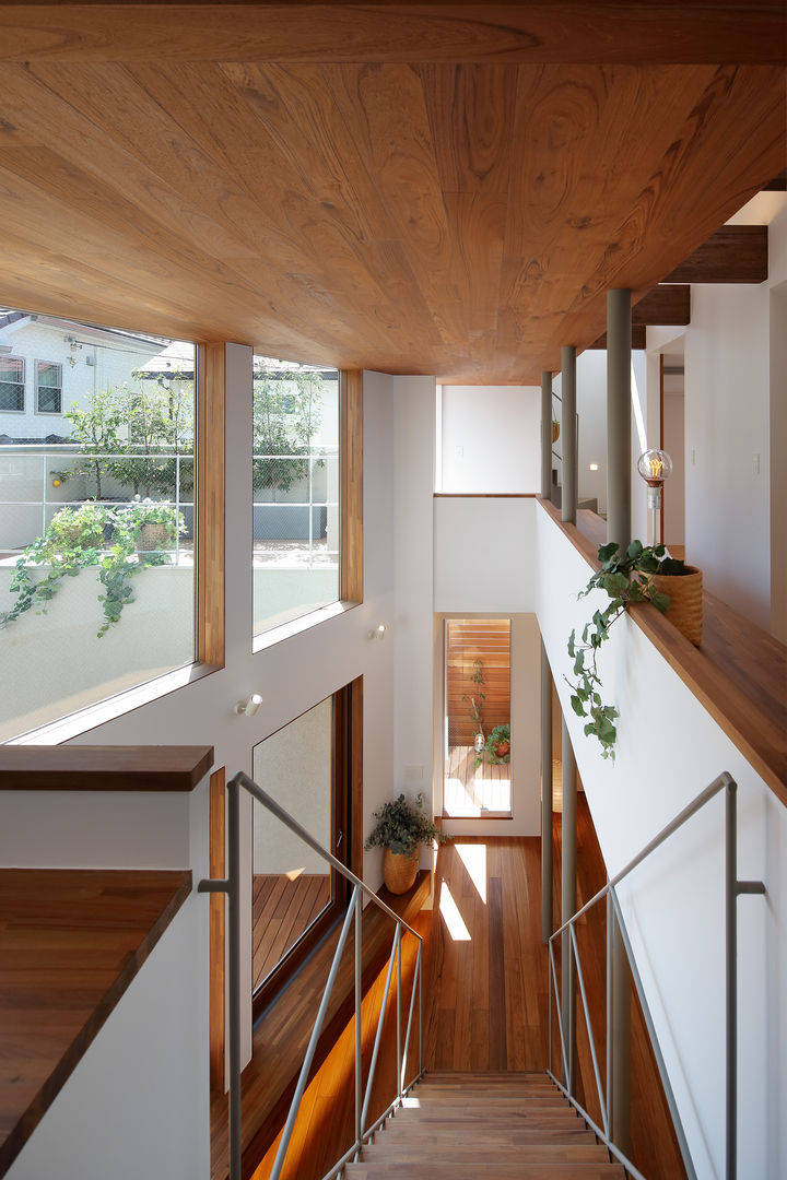 奥沢の家, アトリエ スピノザ アトリエ スピノザ Modern style study/office Wood Wood effect