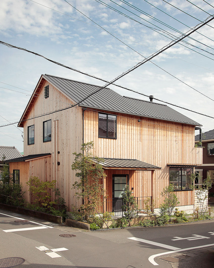 FUN! HOUSE!, こぢこぢ一級建築士事務所 こぢこぢ一級建築士事務所 Scandinavian style houses