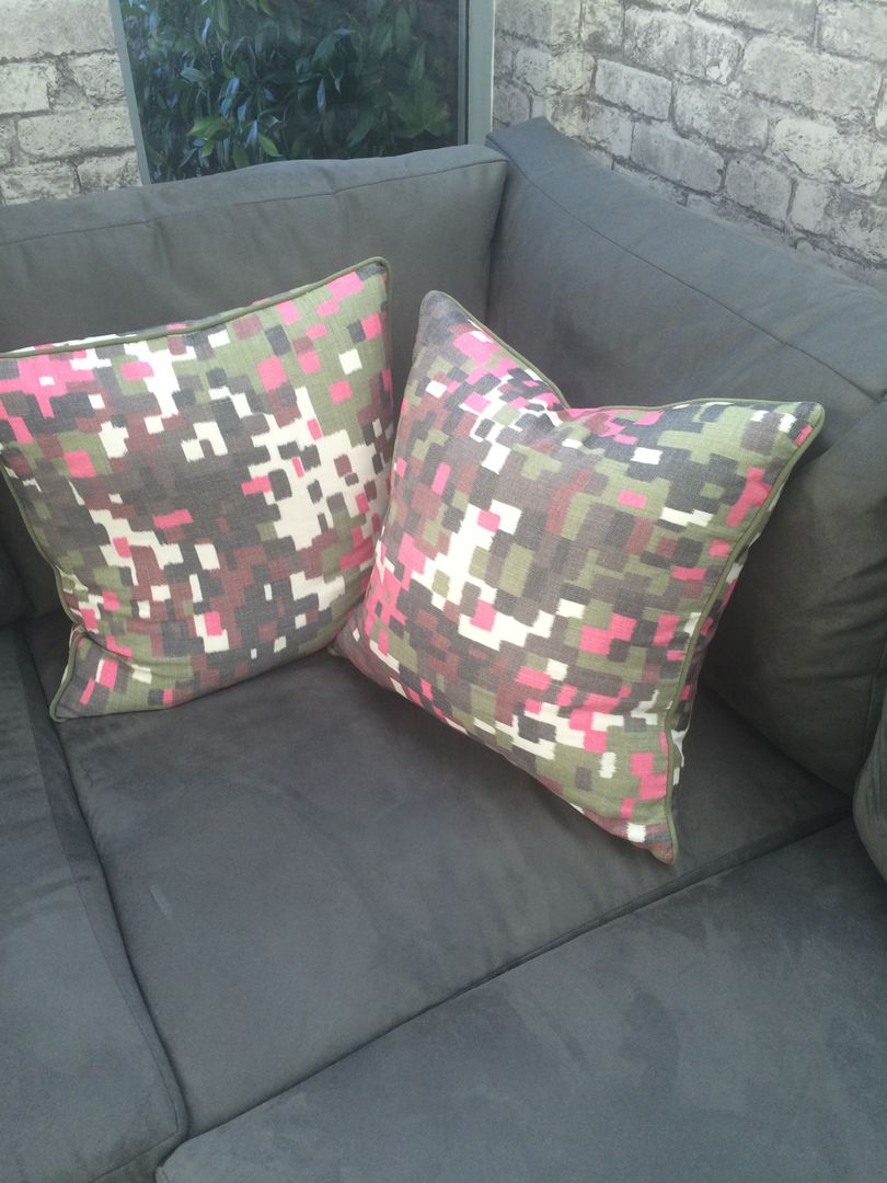 corner sofa with cushions fleur ward interior design Вітальня Дивани та крісла