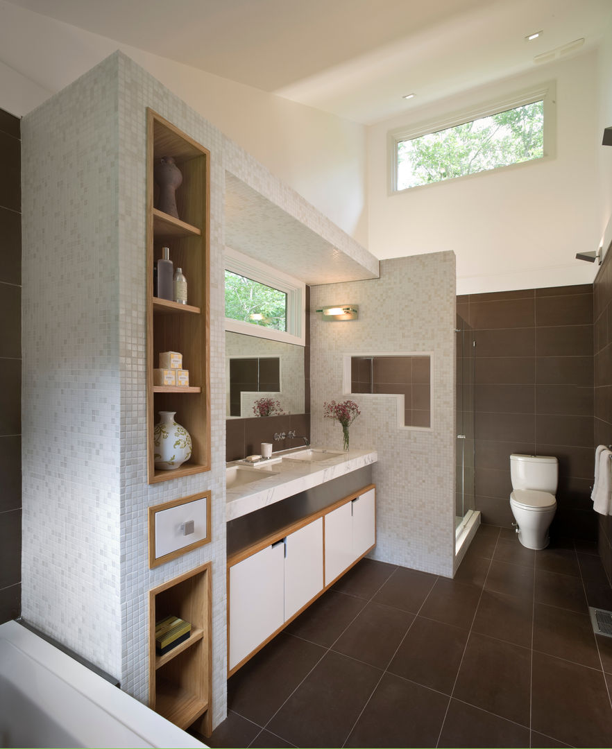 Whale Rock House, Eisner Design Eisner Design Modern bathroom