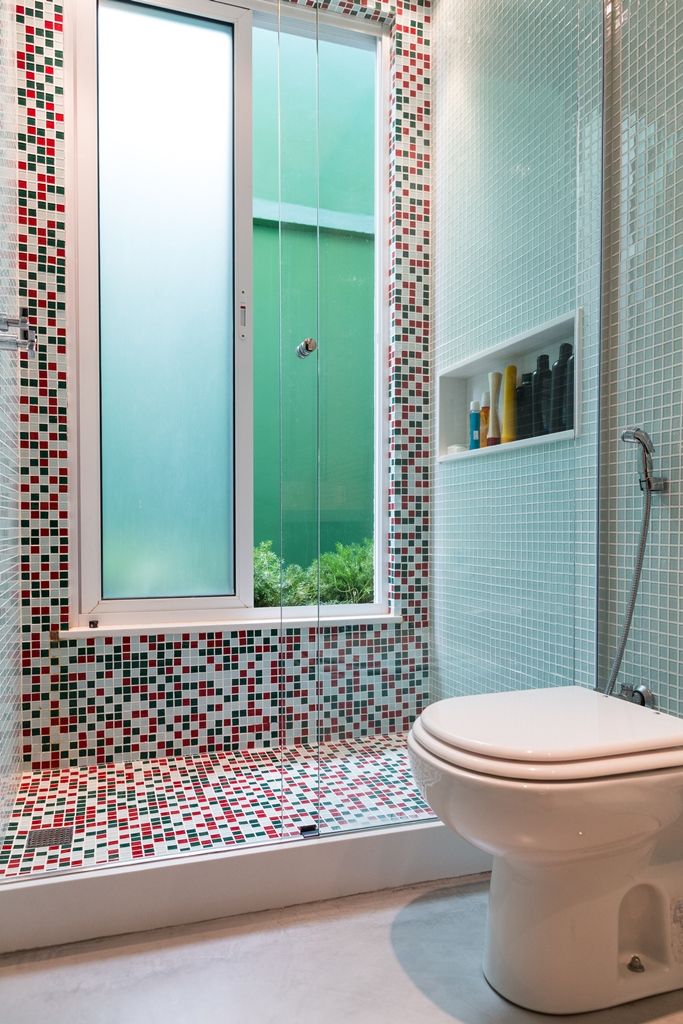 homify Modern Banyo