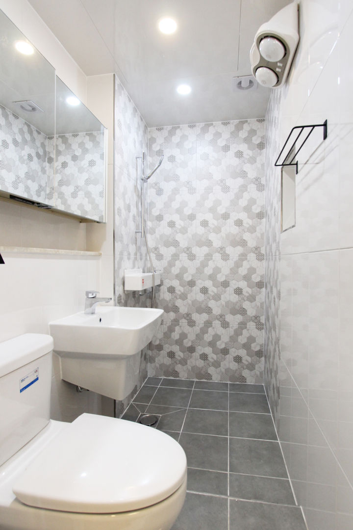 homify Modern Banyo