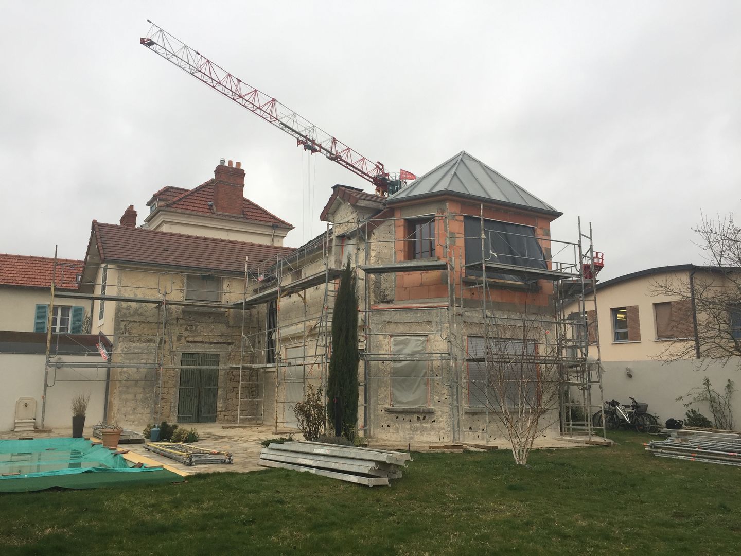 FERMETURE D'UN BALCON. chantier en cours, Eric Rechsteiner Eric Rechsteiner