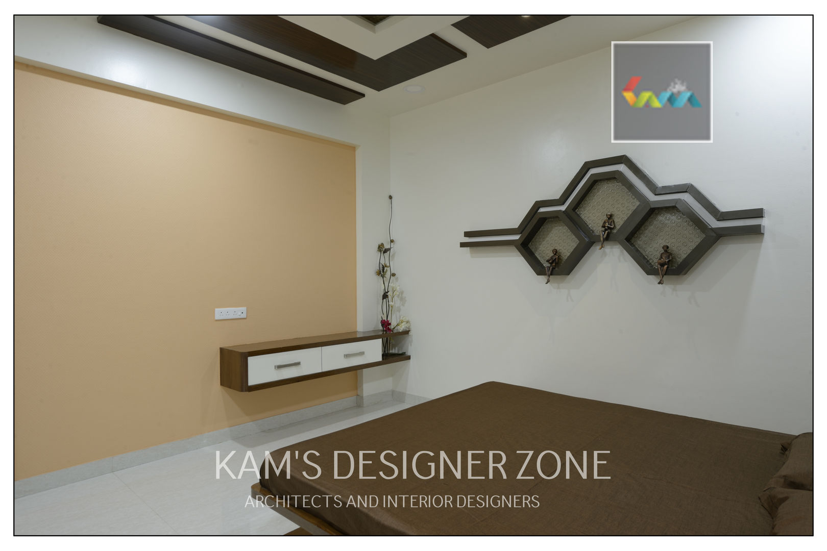 Home interior design for Kiran , KAMS DESIGNER ZONE KAMS DESIGNER ZONE غرفة نوم ديكورات واكسسوارات