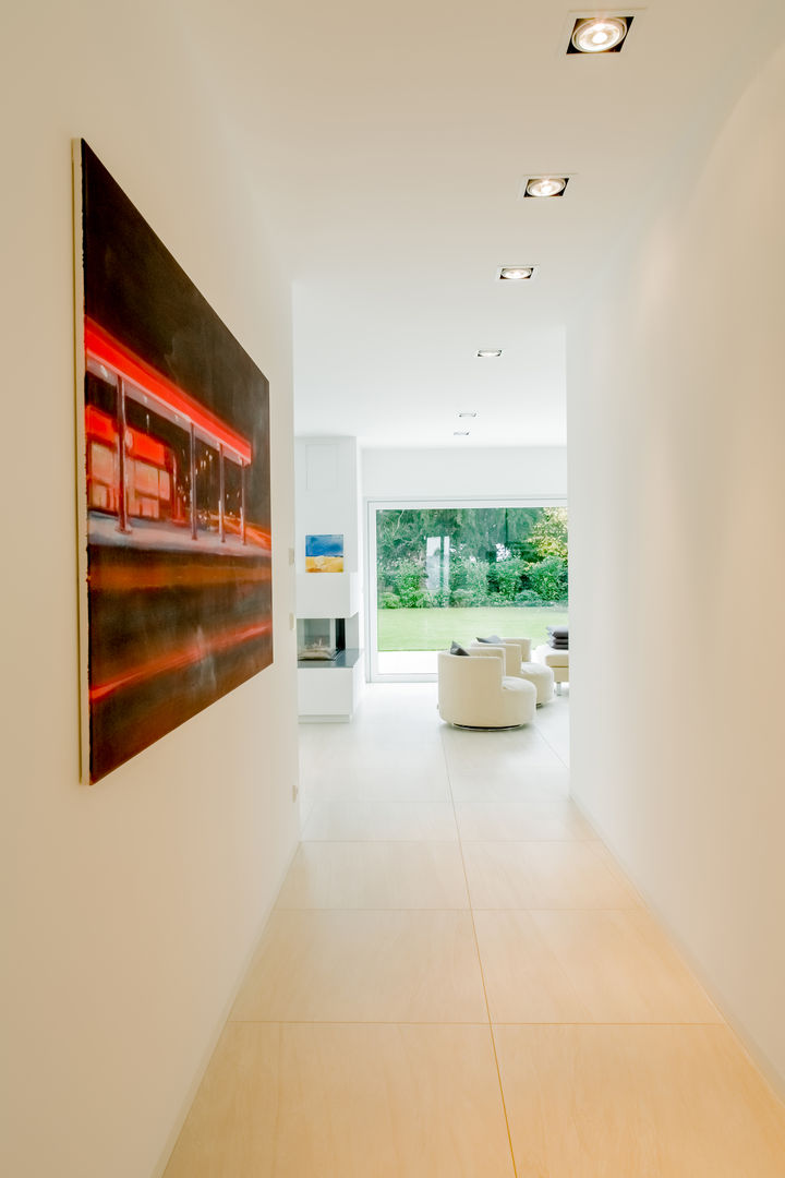 Haus H, Ferreira | Verfürth Architekten Ferreira | Verfürth Architekten Modern corridor, hallway & stairs