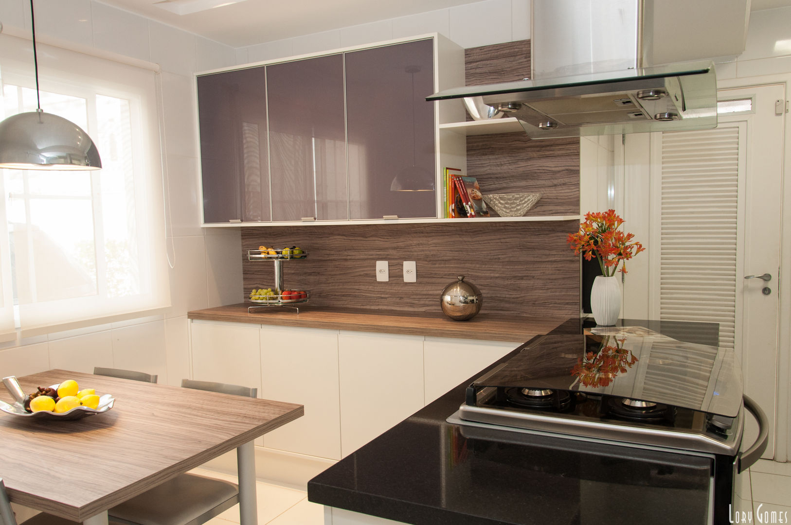 RESIDÊNCIA T BRANCO, Virna Carvalho Arquiteta Virna Carvalho Arquiteta Modern style kitchen