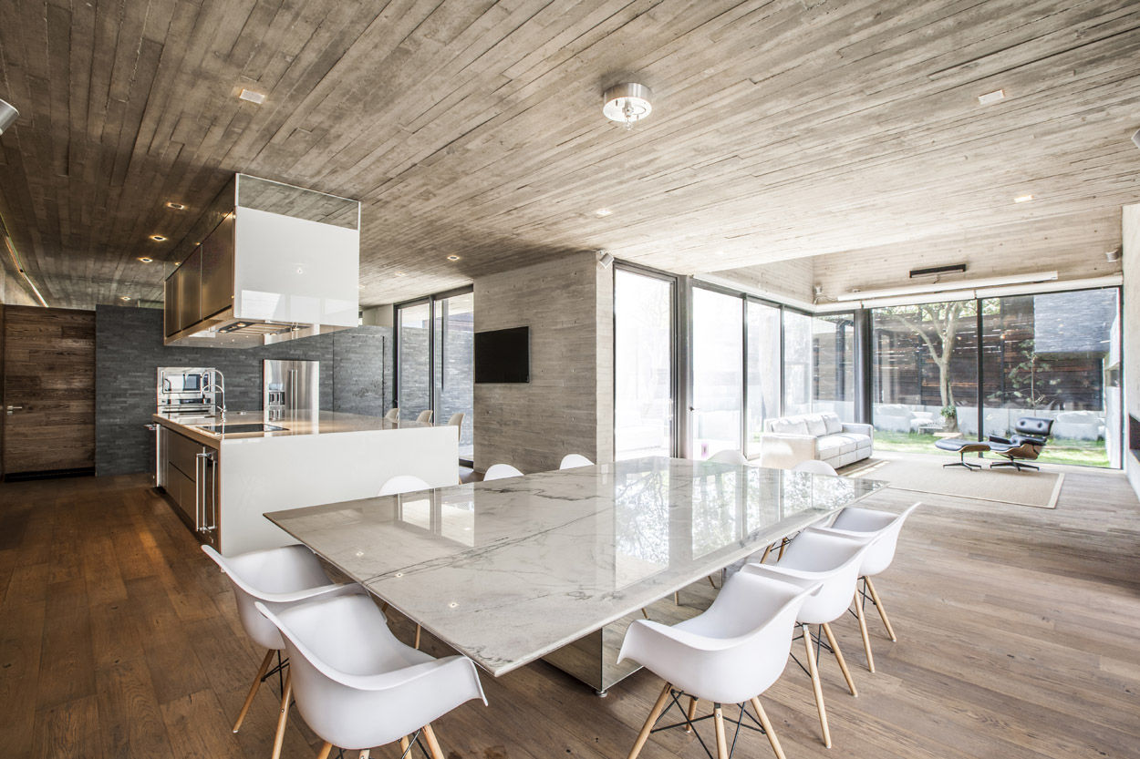 Casa F12, Miguel de la Torre Arquitectos Miguel de la Torre Arquitectos Modern Dining Room