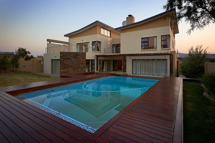 House Eye of Africa Golf & Residential Estate I Metako Projex Modern pool