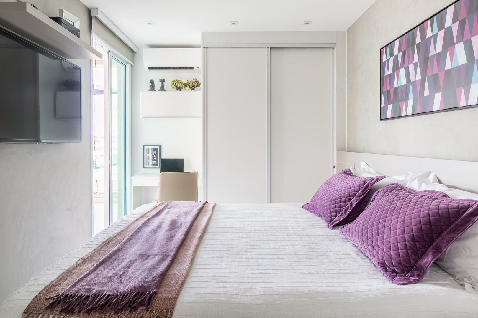Apartamento FM, Carpaneda & Nasr Carpaneda & Nasr Phòng ngủ phong cách hiện đại