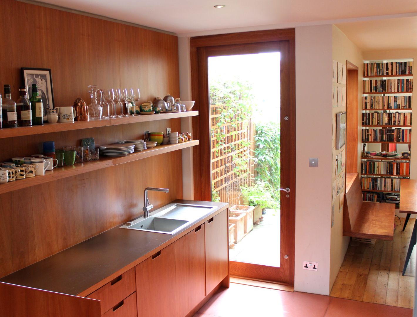 Kitchen A2studio Modern Kitchen kitchen,patio door,Frank Lloyd Wright