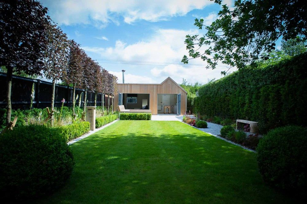 Contemporary Studio, Cool Gardens Landscaping Cool Gardens Landscaping