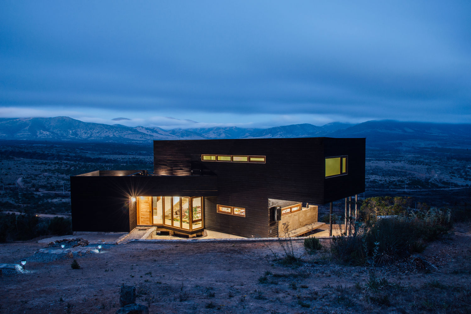 Casa en Los Molles, Thomas Löwenstein arquitecto Thomas Löwenstein arquitecto Rustic style house Wood Wood effect