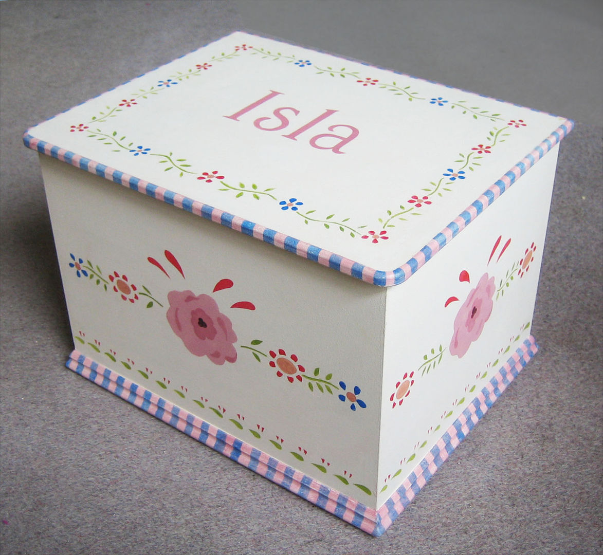 Gypsy Toy Keepsake Box Anne Taylor Designs غرفة الاطفال خشب Pink toy box,keepsake box,floral design,gypsy flowers,painted furniture,personalised box,Storage