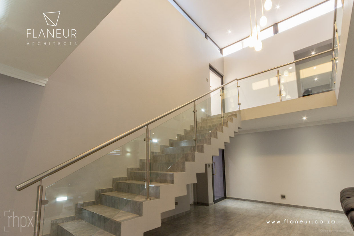 Salida del Sol Morningside Flaneur Architects 現代風玄關、走廊與階梯