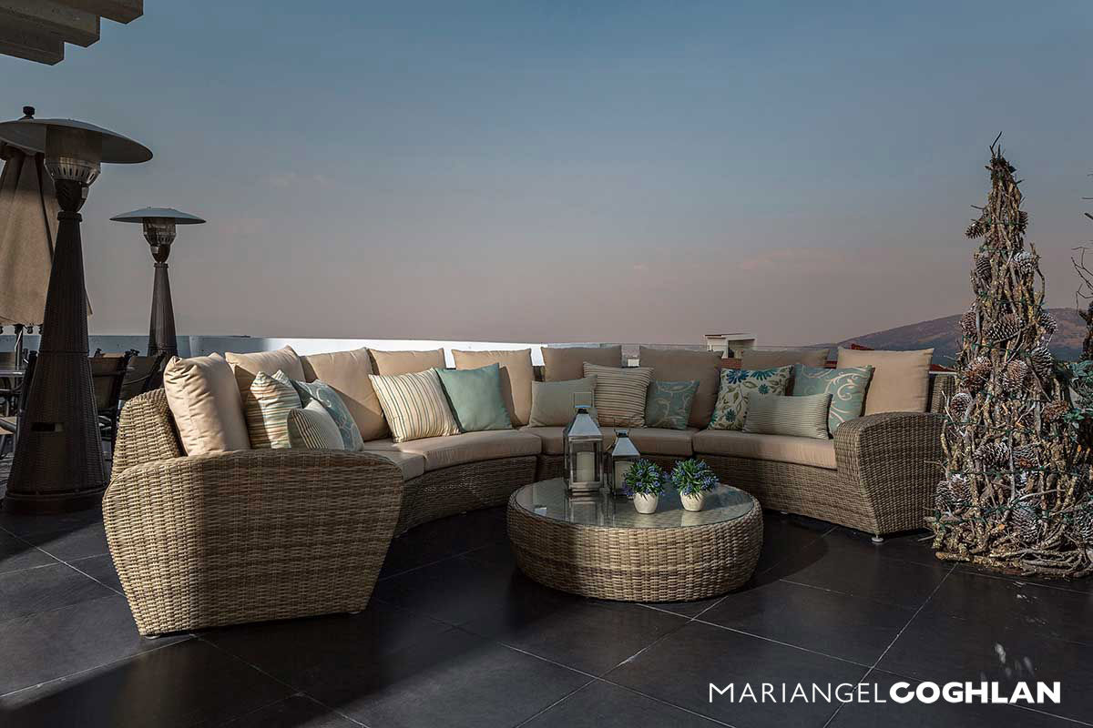 Proyecto Almendros, MARIANGEL COGHLAN MARIANGEL COGHLAN Modern balcony, veranda & terrace