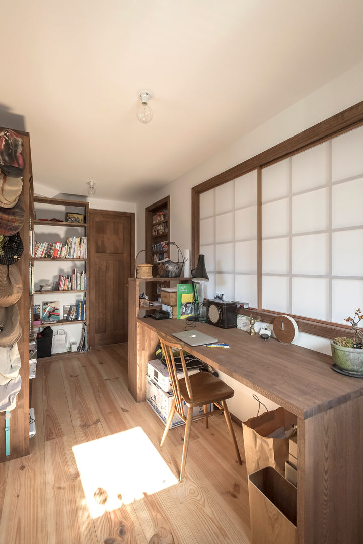 小山町 N邸, HAPTIC HOUSE HAPTIC HOUSE Asian style study/office Wood Wood effect