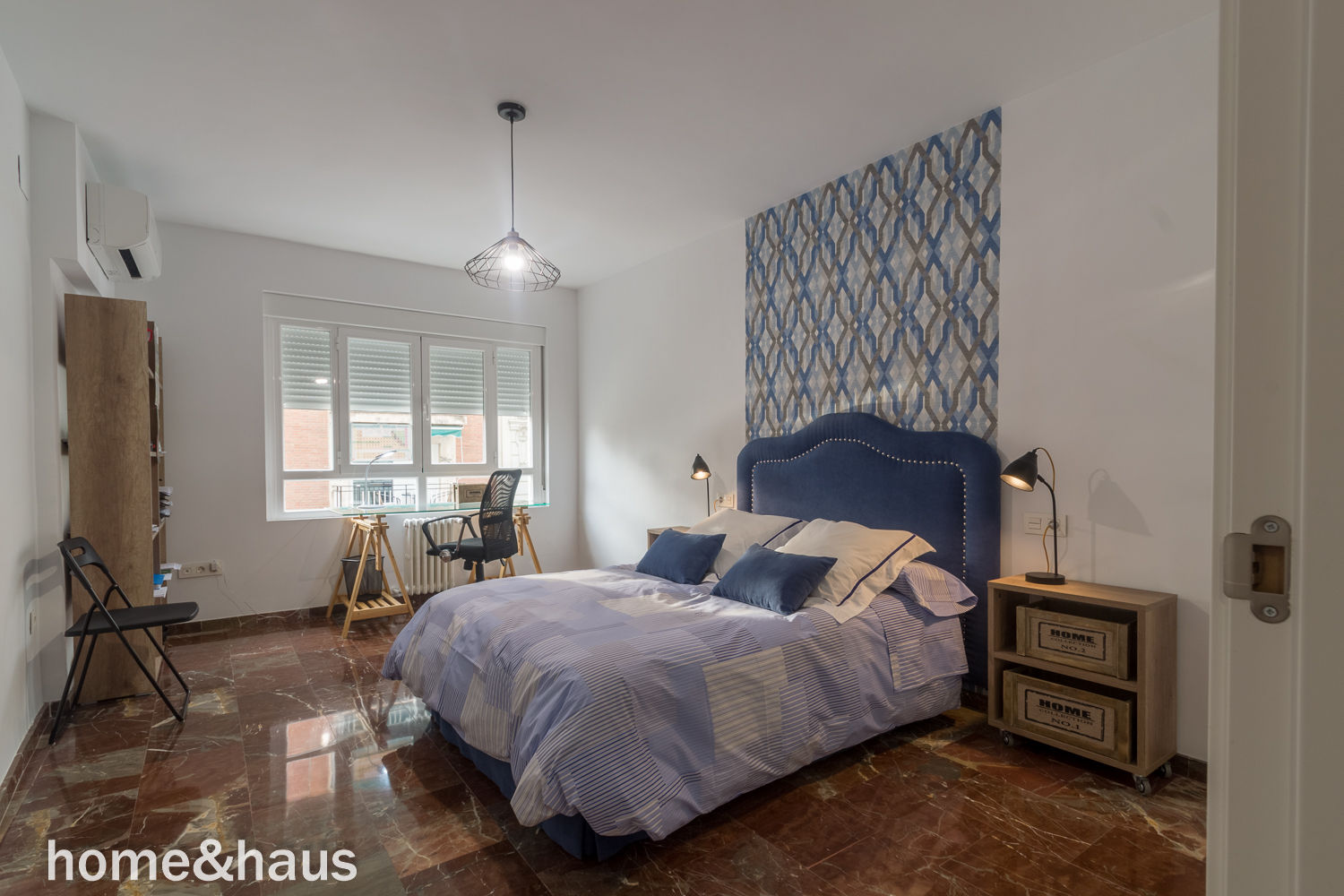 Dormitorio Home & Haus | Home Staging & Fotografía Habitaciones modernas