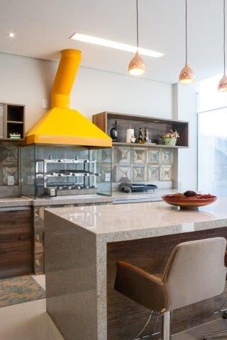 Projeto residencial toque de clássico, Artenova Interiores Artenova Interiores Classic style kitchen Bench tops