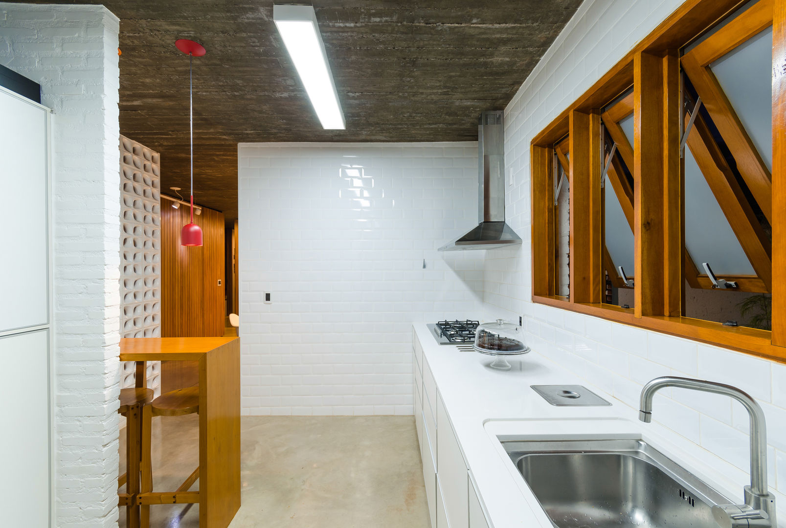 CASA D&C , Diego Alcântara - Studio A108 Arquitetura e Urbanismo Diego Alcântara - Studio A108 Arquitetura e Urbanismo Modern kitchen کوارٹج