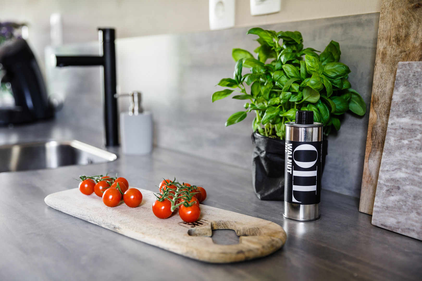 Private apartment, Marion van Vliet Interieurontwerp Marion van Vliet Interieurontwerp Industrial style kitchen Accessories & textiles