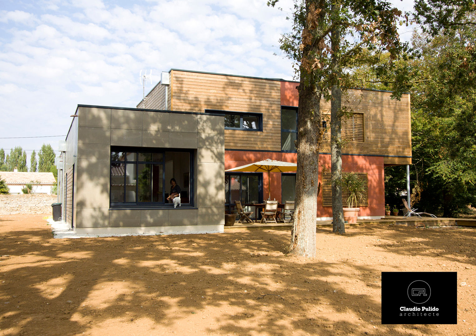 La maison dans les chênes, Agence PULIDO Agence PULIDO Casas modernas: Ideas, imágenes y decoración