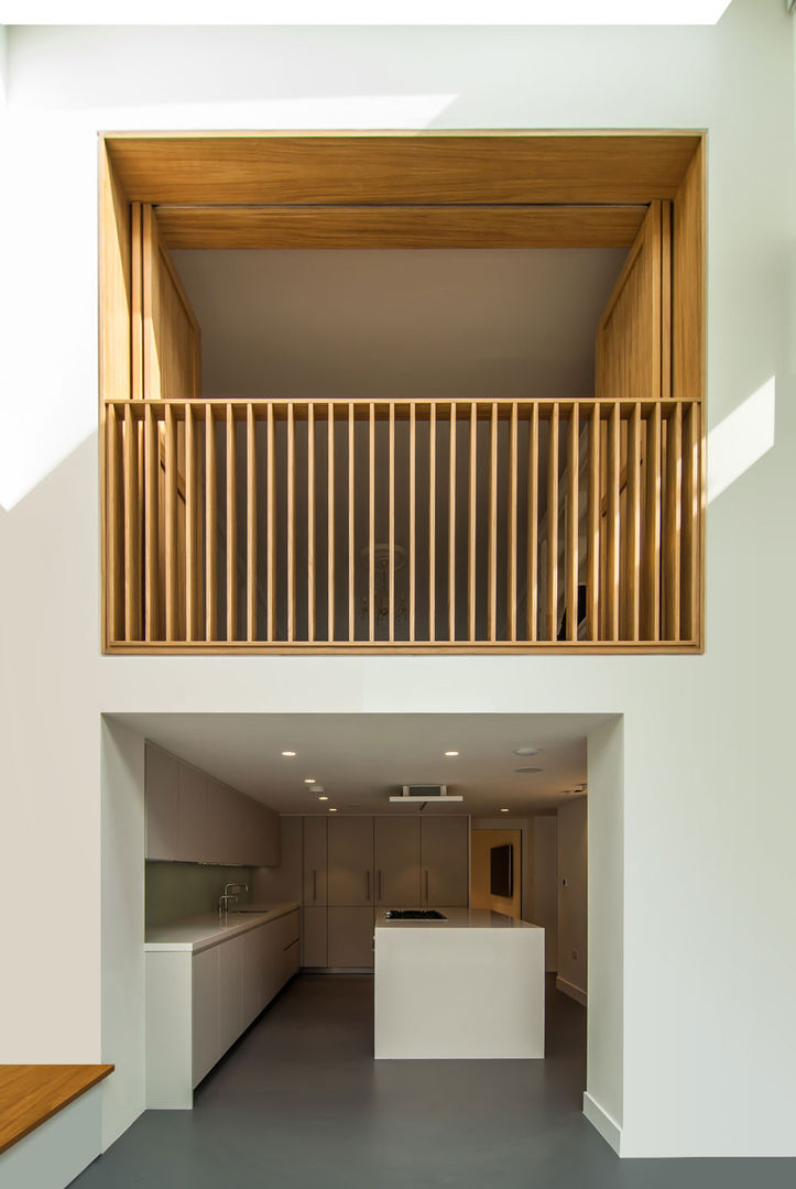 DE BEAUVOIR SQUARE, Bradley Van Der Straeten Architects Bradley Van Der Straeten Architects Moderne eetkamers Hout Hout