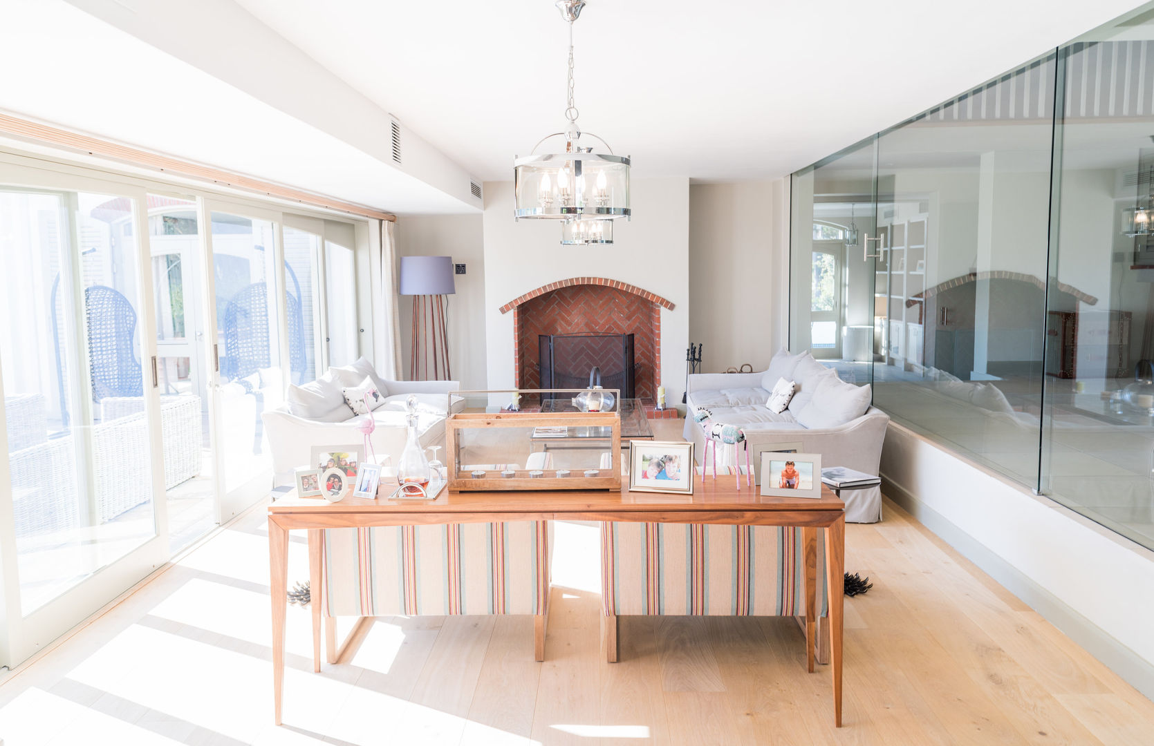 Main Living Room Tim Ziehl Architects Living room Fire Hearth,Frameless Glass,Eng Timber Floor,Living Room