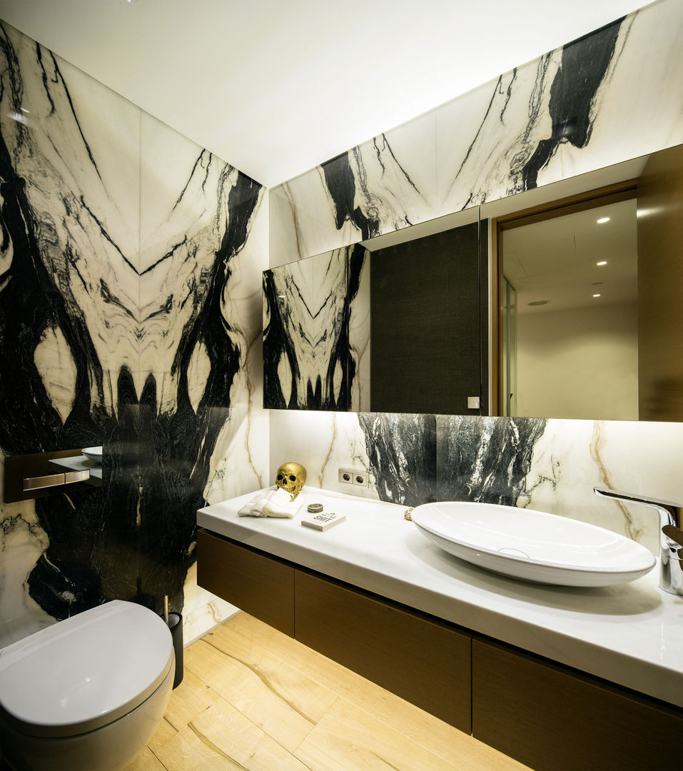 PRIVATE RESIDENCE - ISTANBUL, MERVE KAHRAMAN PRODUCTS & INTERIORS MERVE KAHRAMAN PRODUCTS & INTERIORS Modern bathroom Marble