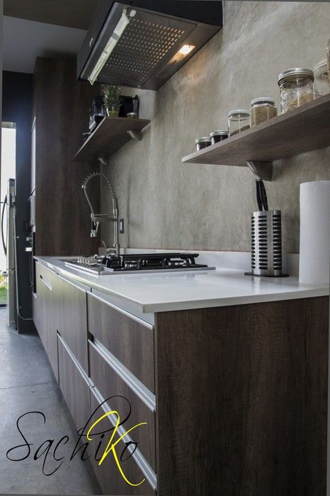 COCINA SOLARES VASANTA 1 homify Cocinas de estilo industrial Armarios y estanterías