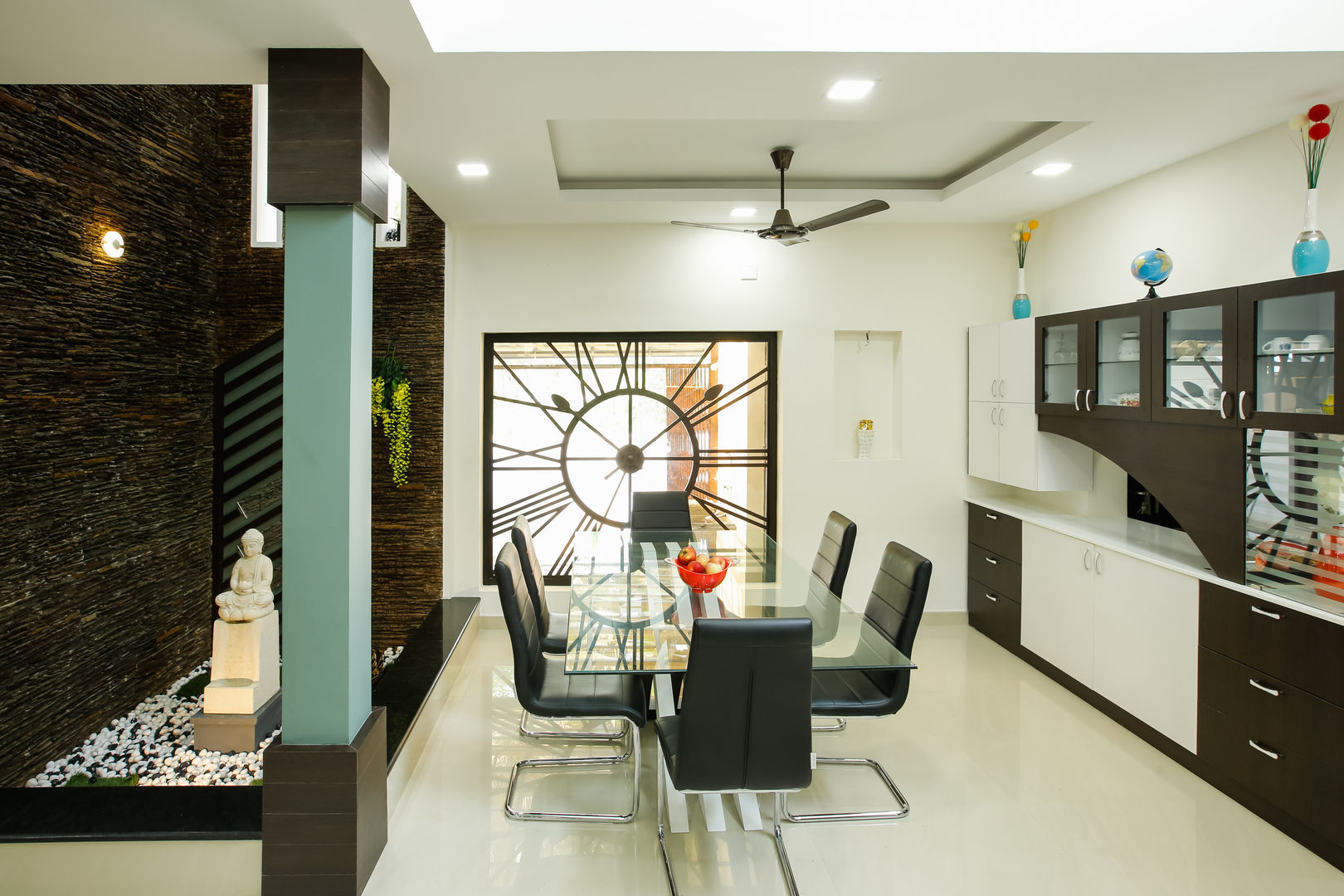 A Young & Youthful Design, Premdas Krishna Premdas Krishna Classic style dining room