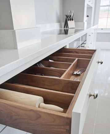 Modern Shaker Kitchen Stonehouse Furniture Kitchen Wood Wood effect Cabinets & shelves