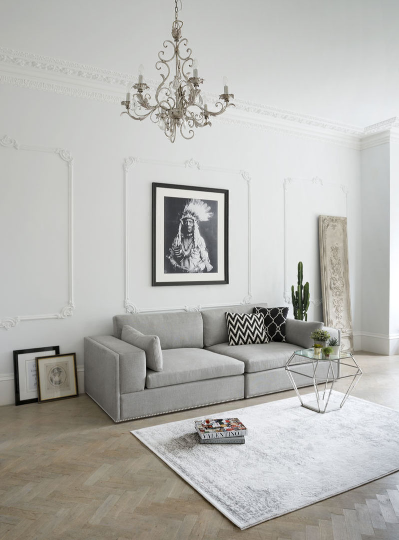 ​Art Deco Inspired Geometry a Must! Sweetpea and Willow® London Ltd غرفة المعيشة كتان Pink أريكة ومقاعد إسترخاء