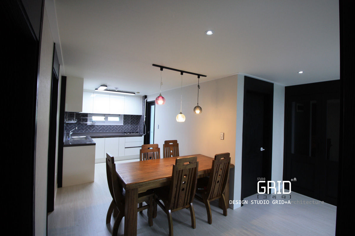 김포시 풍무동 신안아파트 32평 인테리어, Design Studio Grid+A Design Studio Grid+A Sala da pranzo moderna
