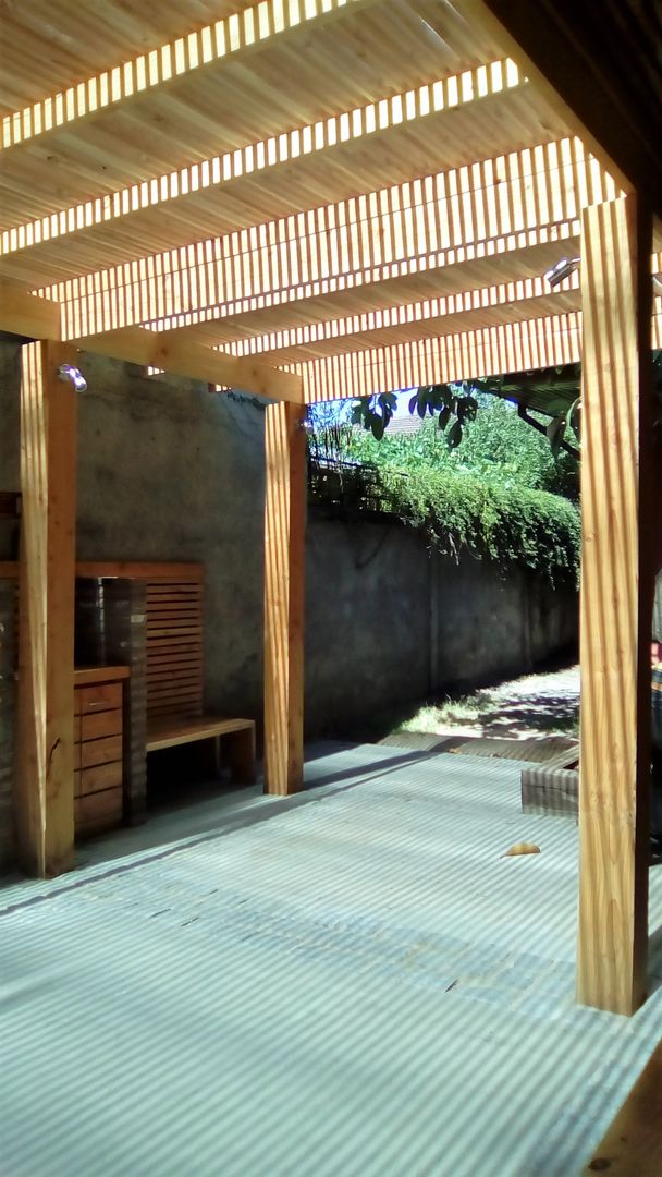TERRAZA Y QUINCHO, CREARCO CREARCO Modern terrace Wood Wood effect