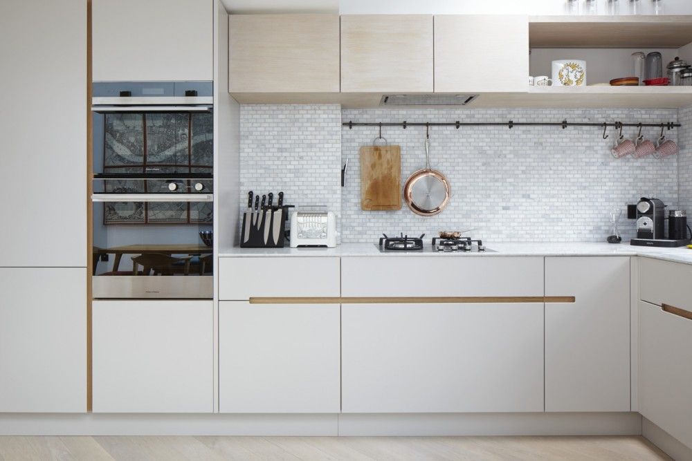 Kitchen Fraher and Findlay Modern style kitchen pastel,tiles,handless units,integrated appliance,hook storage,parquet floor,modern,contemporary,bright,light,bespoke joinery