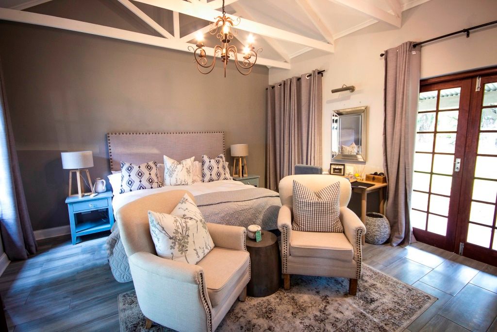 White River Manor, Principia Design Principia Design Country style bedroom