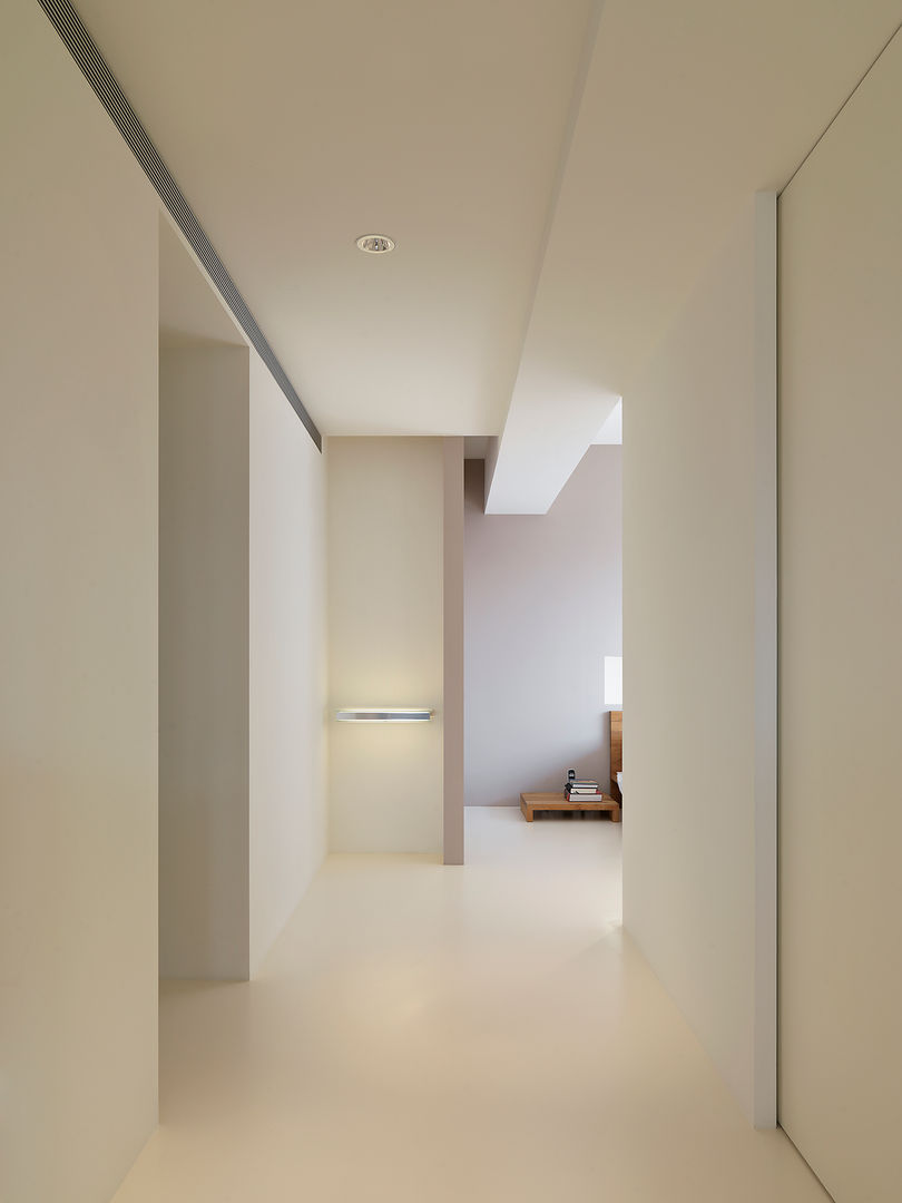 王宅 Wang Residence, 何侯設計 Ho + Hou Studio Architects 何侯設計 Ho + Hou Studio Architects Cuartos de estilo minimalista