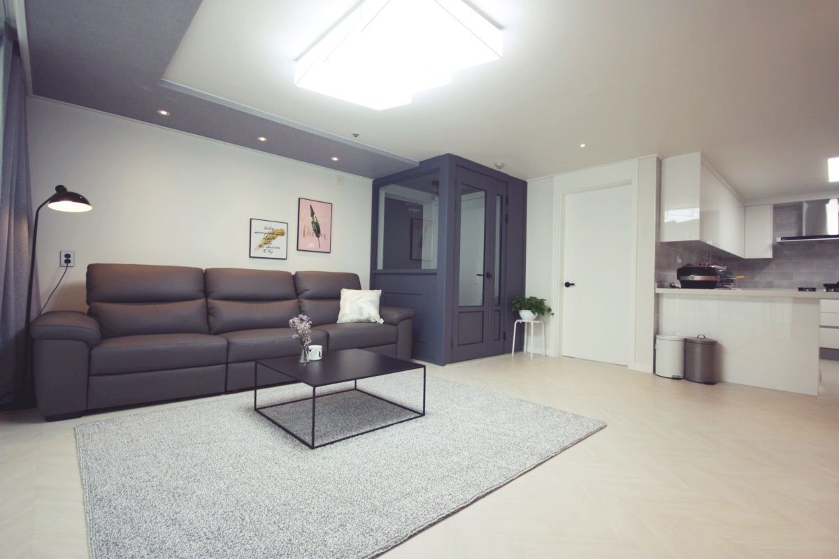 인천 부평 모던한 32평 아파트 신혼집 홈스타일링, homelatte homelatte Modern living room