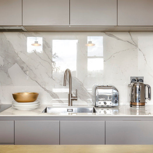 View of kitchen area Studio 29 Architects ltd モダンな キッチン MDF espresso kitchens,built-in kitchen