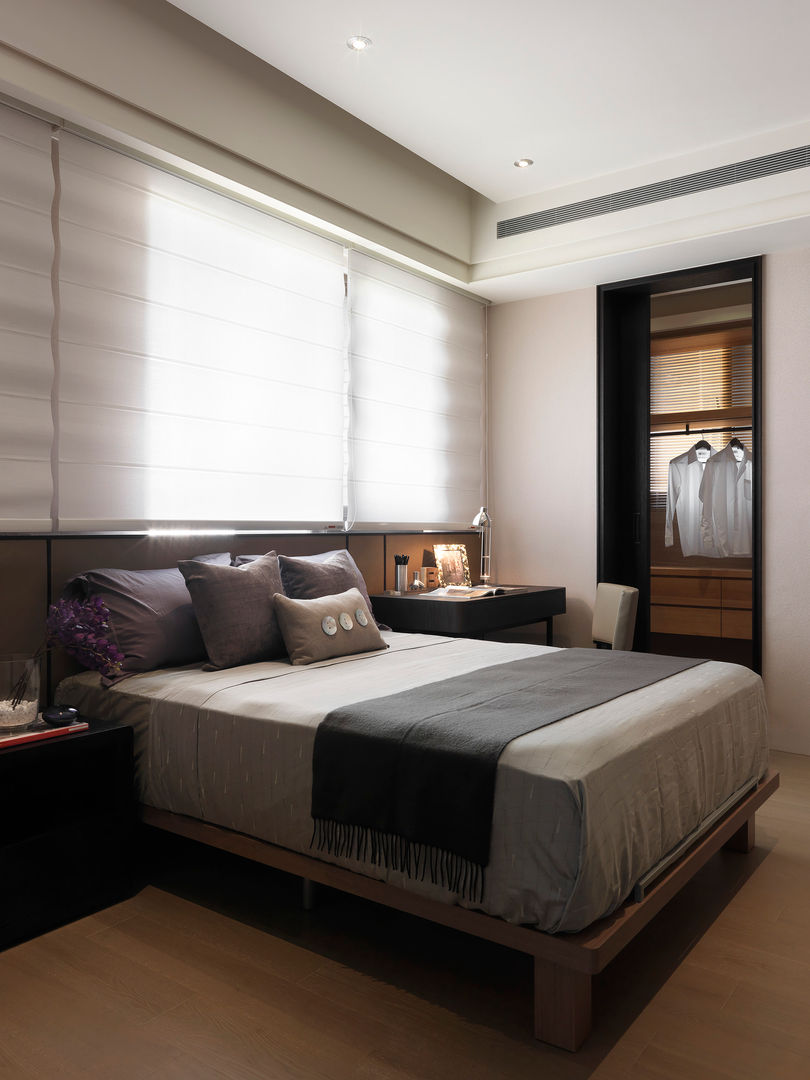 都峰苑張宅, 域見室所設計 MIEMASU INTERIOR DESIGN 域見室所設計 MIEMASU INTERIOR DESIGN Modern style bedroom