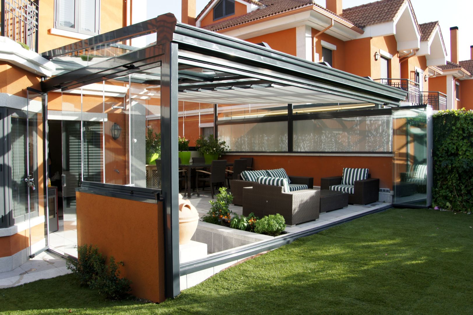 homify Balcones y terrazas de estilo moderno