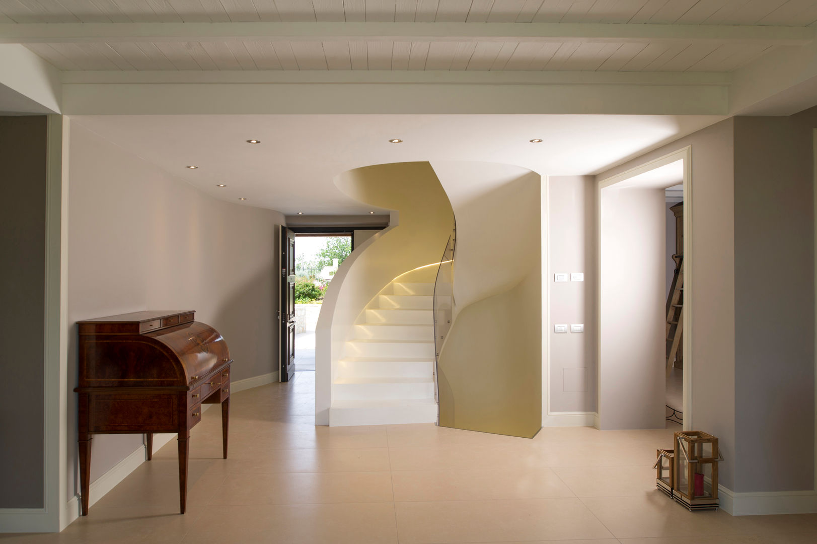 Interior design di villa privata a Montefalco (PG), Fabricamus - Architettura e Ingegneria Fabricamus - Architettura e Ingegneria Classic style corridor, hallway and stairs