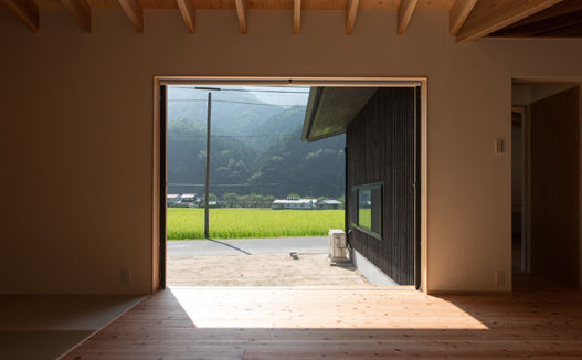 O－邸, 田村淳建築設計事務所 田村淳建築設計事務所 Eclectic style windows & doors