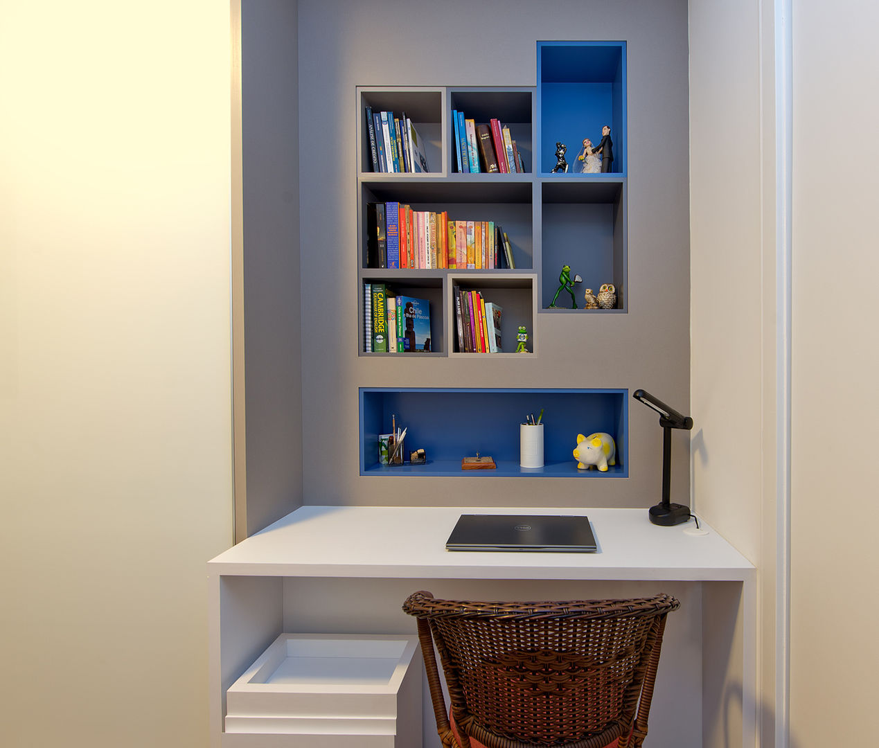 homify Modern study/office