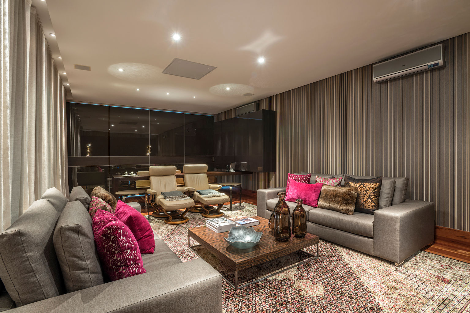 homify Modern media room